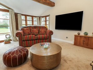 Fireplace - Limberlost Cottage, Hamworthy. (Poole)