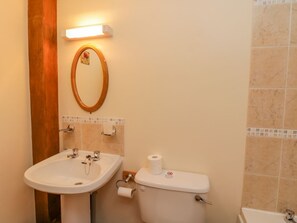 Shower - Wheelhouse Cottage, Flyingthorpe (Whitby)