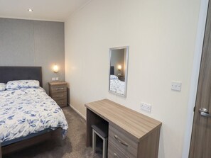 Room - Lily's Lodge, Morecambe (Morecambe)