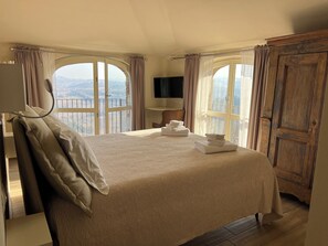 Chambre Double Confort, balcon, vue montagne