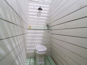 Shower - Bell 1: Modern Living in Minety (Cirencester)