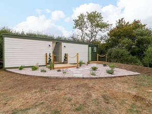 Exterior - Bell 1: Modern Living in Minety (Cirencester)