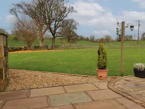 Property grounds - Ash Cottage, Gargrave (Skipton)