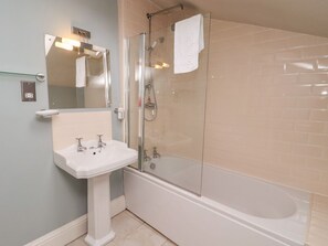 Shower - The Stables and West Wing (6 bed), Tadcaster (York)