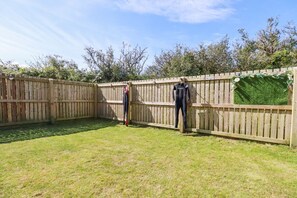 Property grounds - 10 Higher Butter Cove Close TV (Wadebridge)