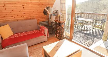 Cabanau Bach, Bedwas