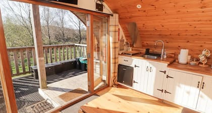 Cabanau Bach, Bedwas