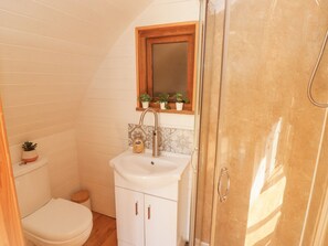 Shower - Cabanau Bach, Bedwas (Caerphilly)