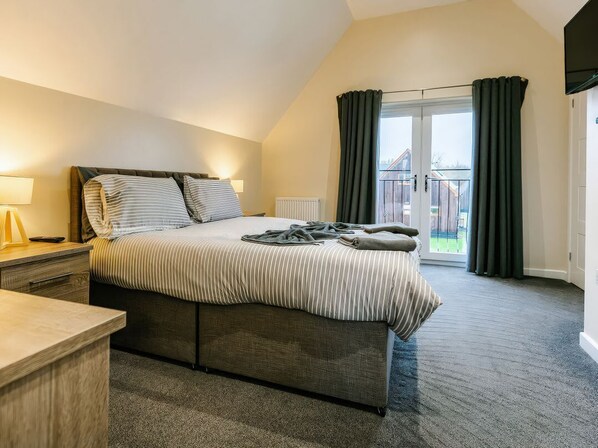 5 bedrooms, WiFi