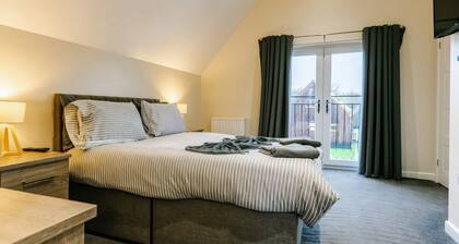 Charcoal Lodge, Brigg