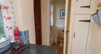 Bridge Cottage, Budleigh Salterton