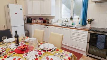 Dishwasher, high chair