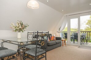 Living area - No 51 Valley Lodges, Gunnislake (Callington)