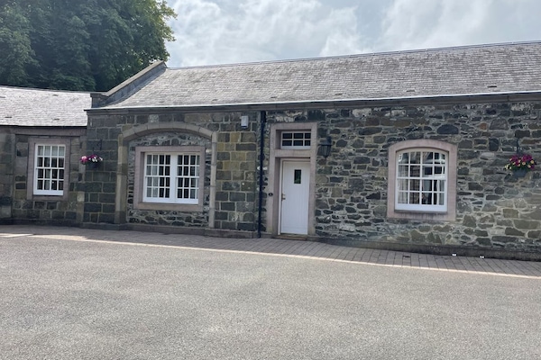 Coach House 4