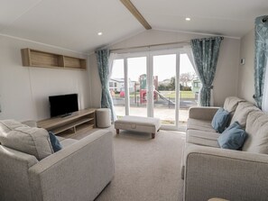 Living area - Gold Caravan (203), Dyffryn Ardudwy (Talybont)
