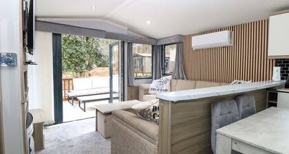 Wild Duck Holiday Park Retreat