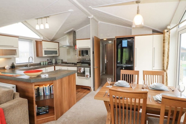 No 8 Hillcote Lodge