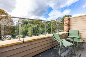 Terrace/patio - 8 Riverside Mews, Borrowash (Derby)