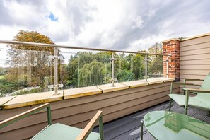Terrace/patio - 8 Riverside Mews, Borrowash (Derby)