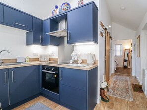 Private kitchen - The Garden Cottage, Hinckley (Hinckley)
