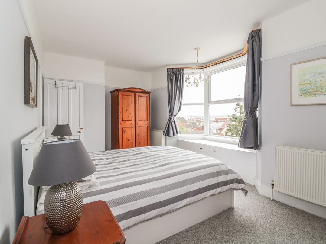 5 bedrooms, WiFi