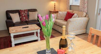 Garden Cottage, Rode Farm, Rode