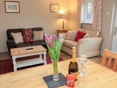 Garden Cottage, Rode Farm, Rode