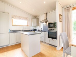 Dishwasher - GLASTON, stylish interior, open-plan, Exton (Oakham)