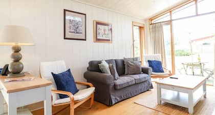 GLASTON, stylish interior, open-plan, Exton