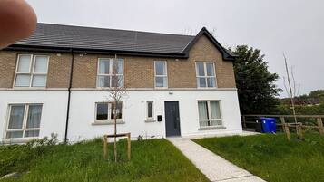 House, 3 Bedrooms, Accessible | Exterior