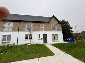 House, 3 Bedrooms, Accessible | Exterior - Serene 3-bedroom House in Athlone (Athlone)