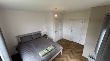 House, 3 Bedrooms, Accessible