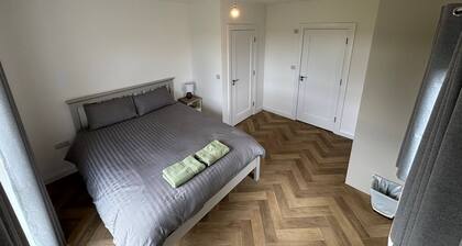 Serene 3-bedroom House in Athlone