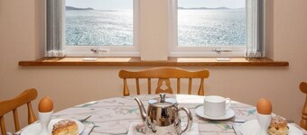 Sea Spray Cottage, Daliburgh, Isle Of South Uist