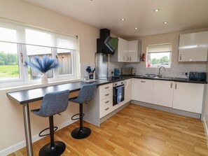 Private kitchen - James Ville Marina Lodge 21, Brigg (Brigg)