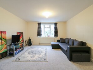 Living area - Peckhamsbest Suite, Southwark, London (London)