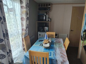 Dining - Sands Retreat at 37 Redcar Beach (Redcar)