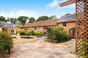 Property grounds - Lime Cottage, Aylesbeare (Exeter)