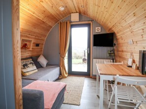 Living area - Whernside: A Charming Retreat (Clitheroe)