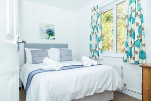 Room - Valley Lodge 40, St Ann's Chapel, Cornwall (Callington)