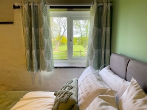 Room - The Byre @ Canllefaes Retreat (Cardigan)