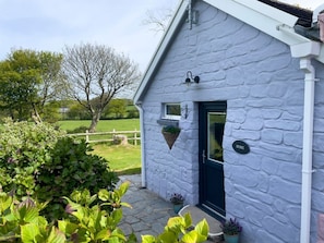 Exterior detail - The Byre @ Canllefaes Retreat (Cardigan)
