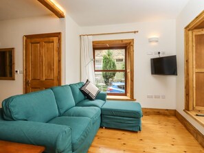 Living area - 1 Chews Cottage, Pateley Bridge (Harrogate)
