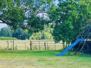 Children’s area - Pentre Country Studio, Chirk (Chirk)