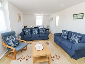 Living area - La Capsule, Dawlish Warren (Dawlish)