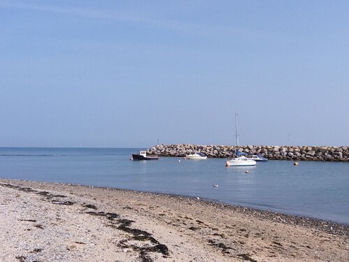 Sea Breeze, Rhos-on-Sea