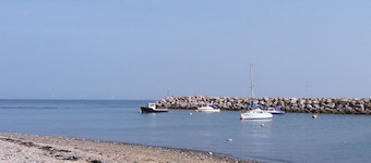 Sea Breeze, Rhos-on-Sea