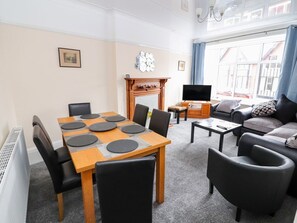 Dining - Sea Breeze, Rhos-on-Sea (Colwyn Bay)