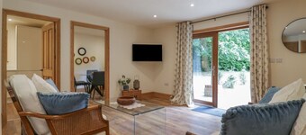 Yew Tree Cottage, in Dartford.