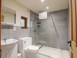 Bathroom - Yew Tree Cottage, in Dartford. (Dartford)